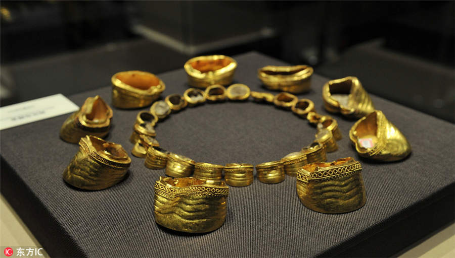 Precious relics of debauched king on display in Jiangxi