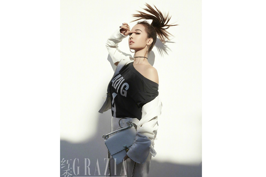 Singer Jolin Tsai covers fashion magazine