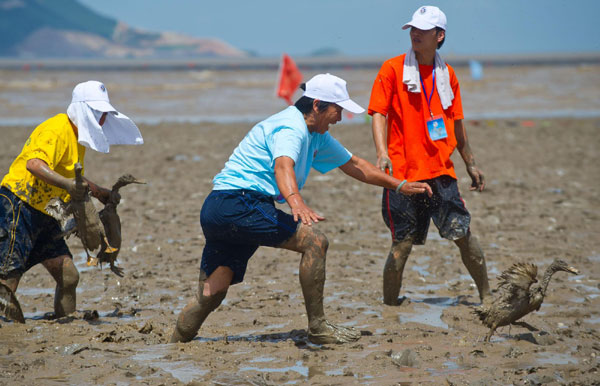 Mud Games held in East China
