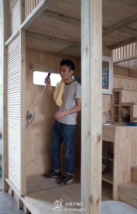 Design grad builds mini-home