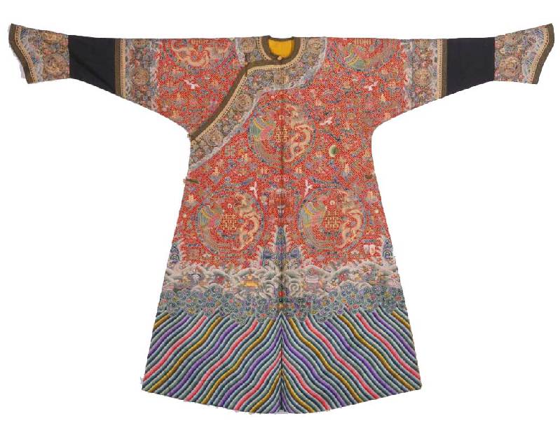 Culture Insider: Imperial dresses worn by concubines in Qing Dynasty