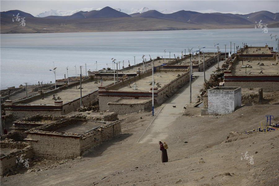 Life in Tibet's rooftop village