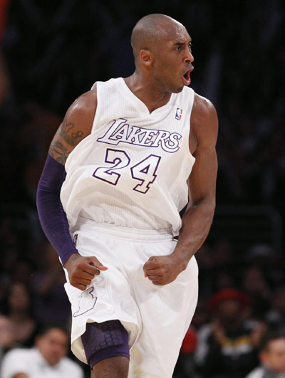 Kobe top scorer of NBA Christmas game