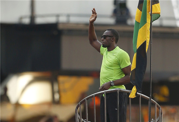 Bolt wins 100m at London's Olympic Stadium