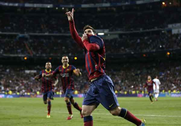 Messi hat trick gives Barca win at Madrid