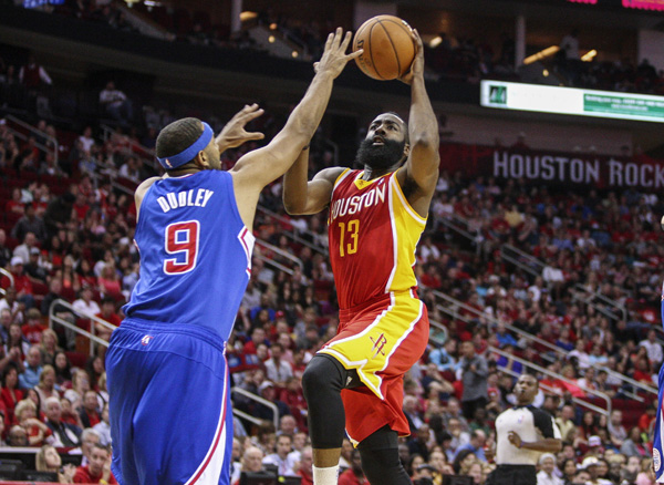 Rockets' 11-game home winning streak snapped by Clippers