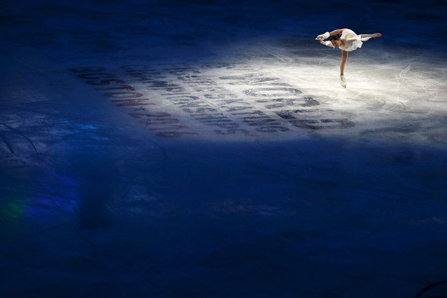 Stars shine at gala of World Figure Skating Championships