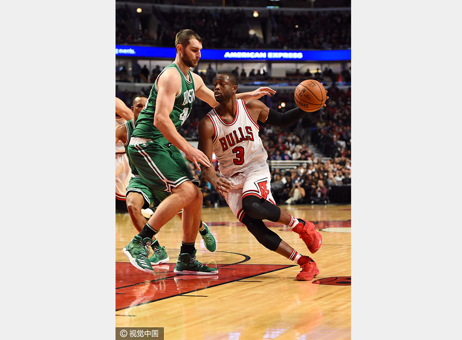 Wade leads Bulls past Celtics 105-99