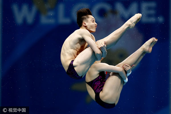 Team China showcases talents in mixed events at FINA Worlds