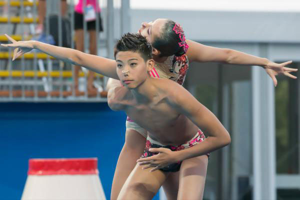 Team China showcases talents in mixed events at FINA Worlds