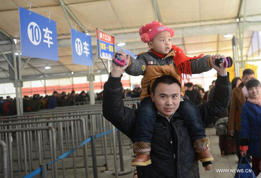 Spring Festival travel rush starts around China