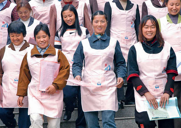 Growing pains of an 'aunt' army