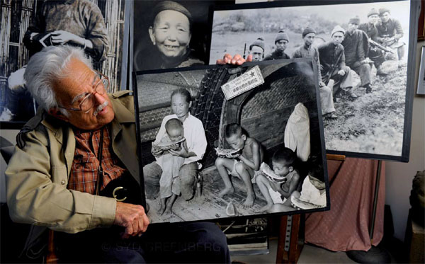 Cameras and carbines capture life during wartime