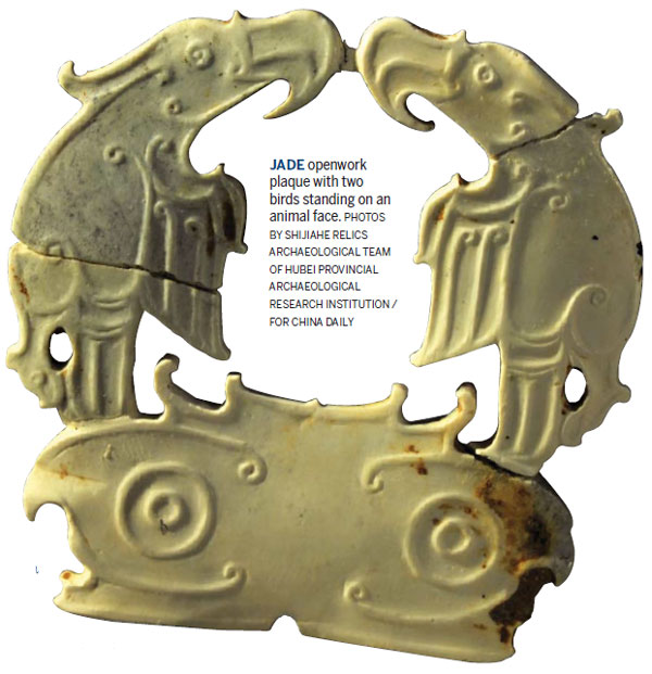 Jade haul offers clues to ancient puzzle