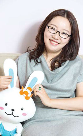 Cyber biz runs on mommy power