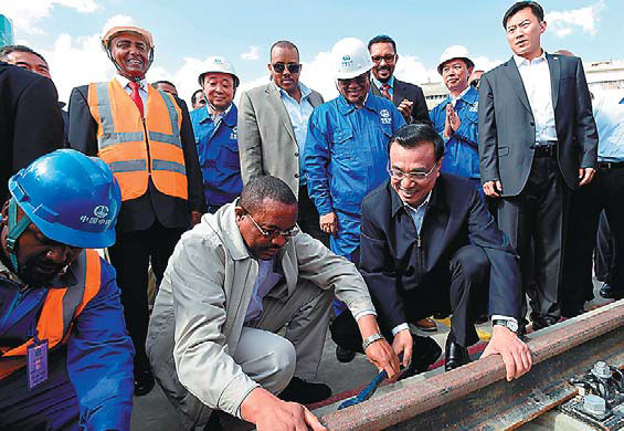 Premier helps launch new expressway