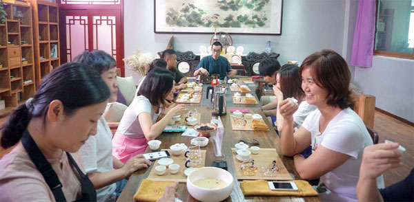 The strangers at my dinner table