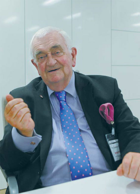 Firms 'need to think global earlier'