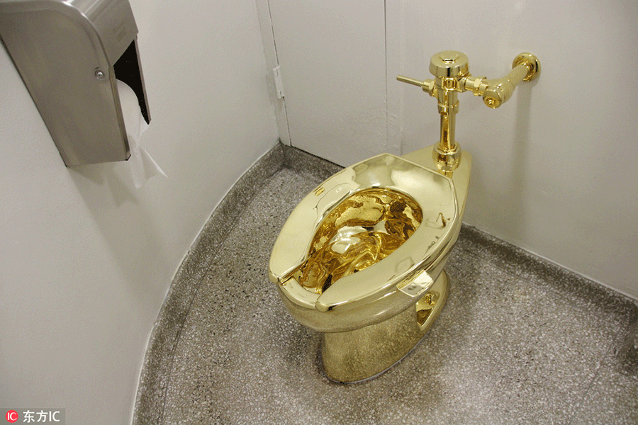 Gold toilet unveiled in New York