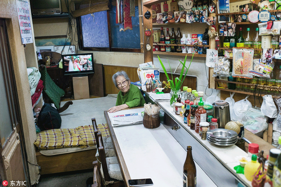 From bars to shops, seniors working in Tokyo
