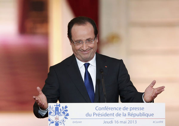 France's Hollande urges euro zone government