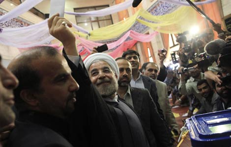 Early vote count in Iran gives Rowhani wide lead