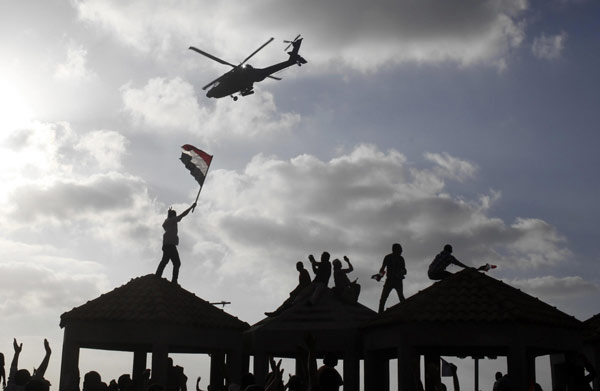 Egypt's army set to oust Mursi as clock ticks