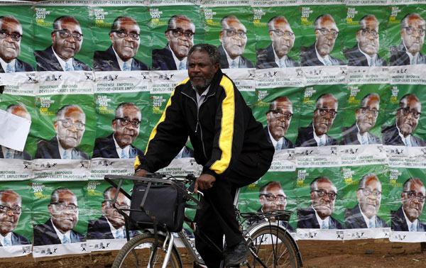 Polls open in crunch Zimbabwe elections
