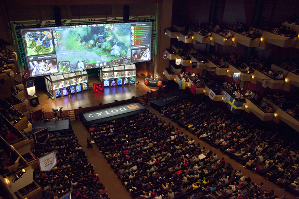 Gamers storm Seattle for Dota 2 competition