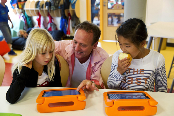Steve Jobs school uses iPad for entire education