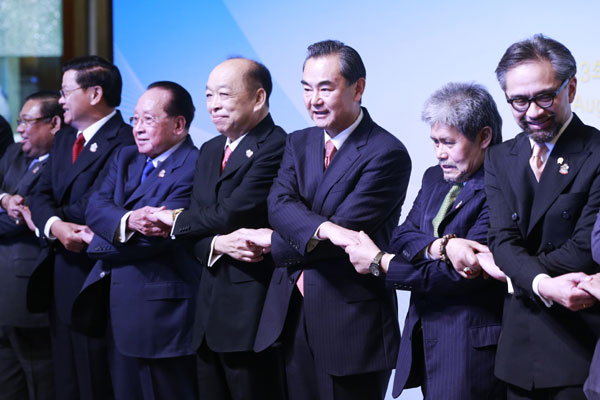 Chang calls for closer ties with ASEAN members