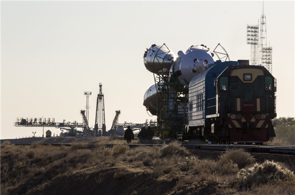 Russia's Soyuz TMA-10M on launch pad to ISS