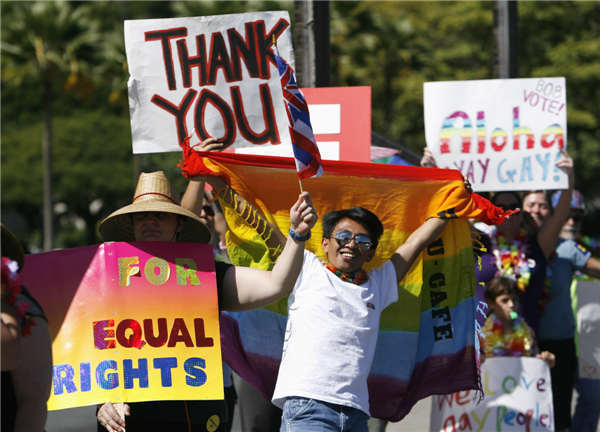 Hawaii legalizes gay marriage