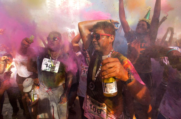 Color Run race held in Mexico