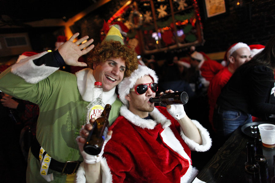 New York braces for Santa Con pub crawl