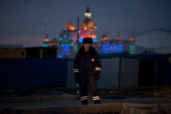Russia imposes security clampdown in Sochi before Olympics