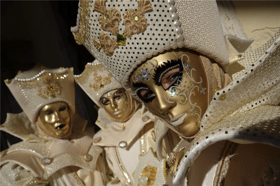 Venetian Carnival kicks off in Venice