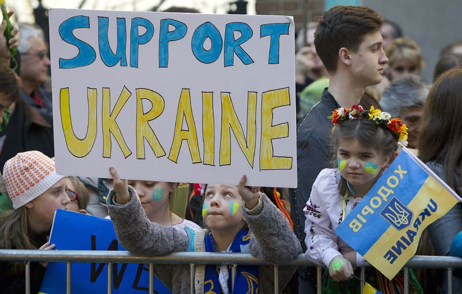 New Yorkers gather to call for peace in Ukraine