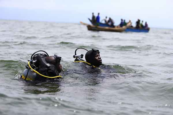 19 dead, 32 missing in Uganda boat accident