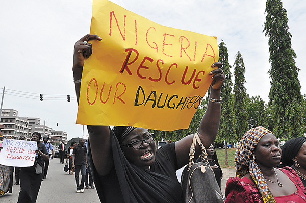 Nigerian president vows to free abducted girls