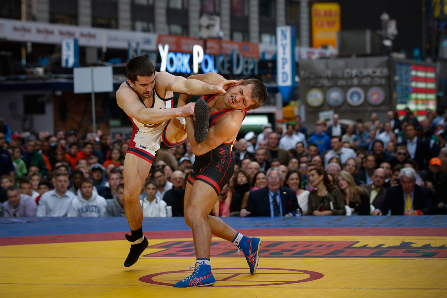 American wrestlers win Times Square event