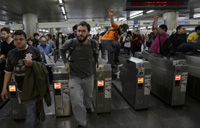 Rio airport workers strike on eve of World Cup