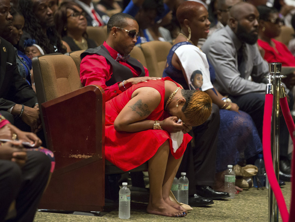 Funeral held for Michael Brown in US city