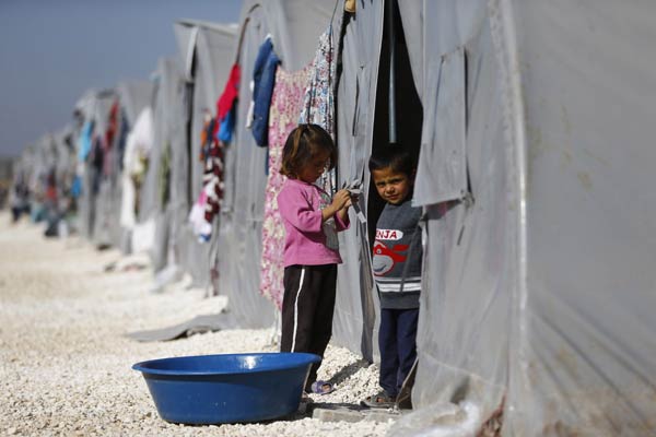 Fleeing Syrians face 'new level of hopelessness'