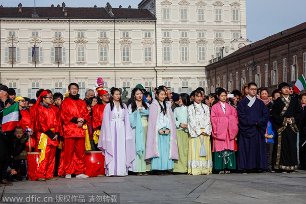 Traditional performing arts staged in Turin to welcome the Spring Festival