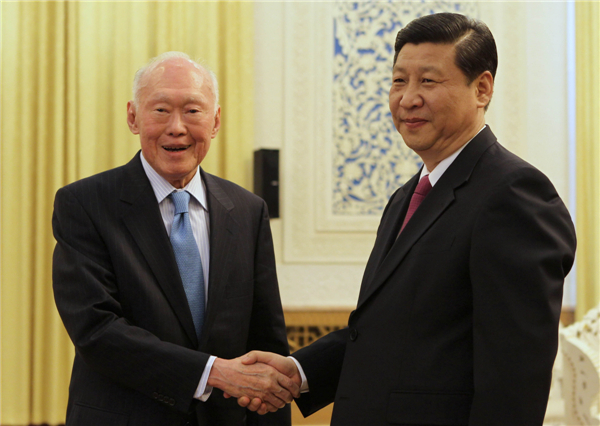 Xi offers condolences to Singapore over Lee's death