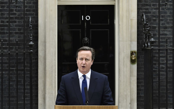 queen kick-starts race to 10 downing street