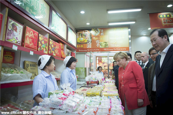 Merkel's lighthearted moments in China