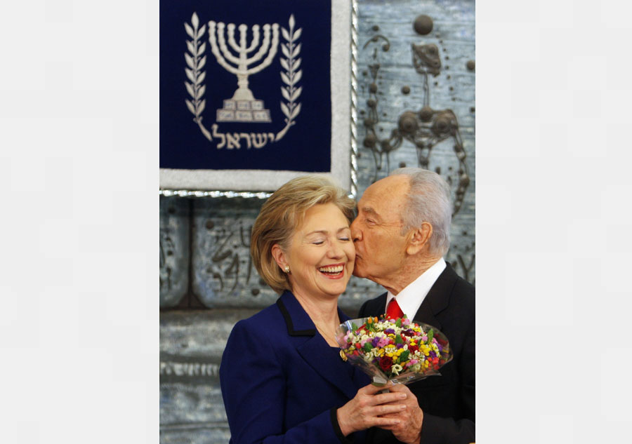 Israel's ex-president Peres dies
