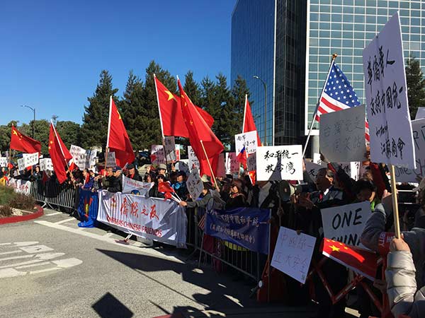 Chinese communities protest Tsai's stopover in San Francisco